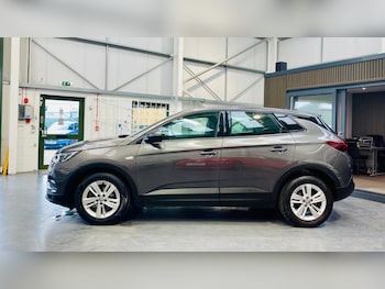 Used Vauxhall Grandland X 2019 for sale - 76326174: Photo 2