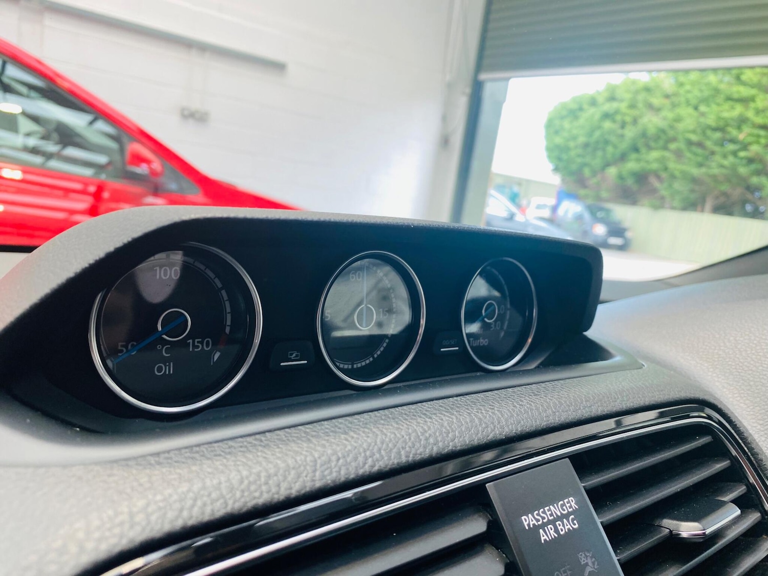 Used Volkswagen Scirocco 2017 for sale - 76485425: Photo 32