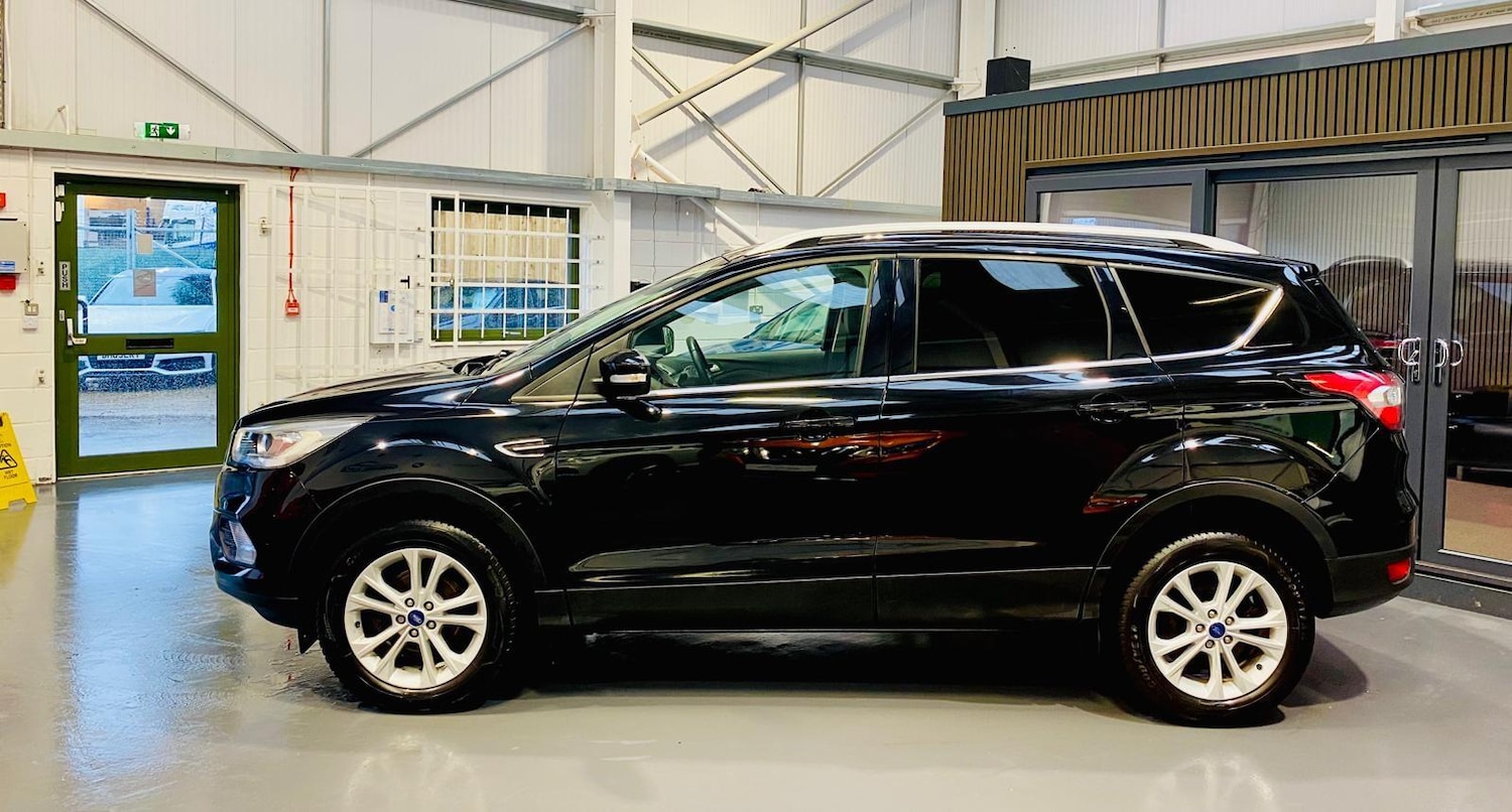 Used Ford Kuga 2018 for sale - 77468917: Photo 2