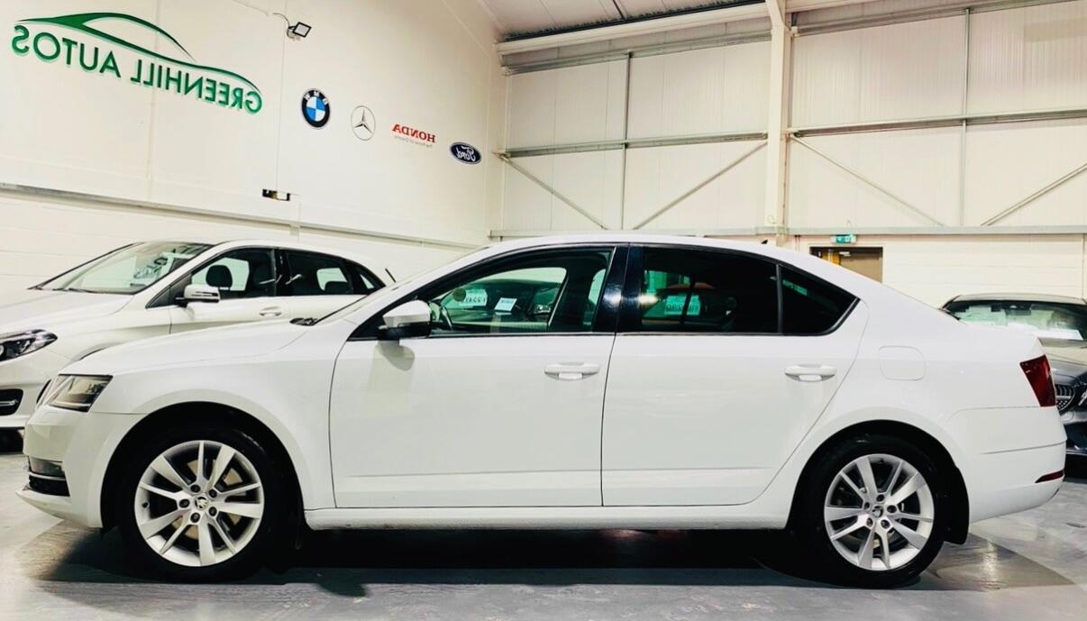 Used Skoda Octavia 2018 for sale - 76473188: Photo 2