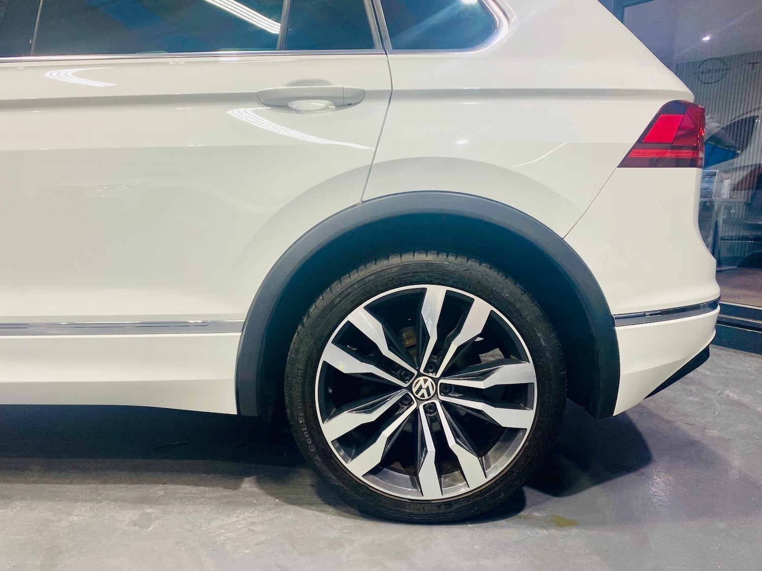 Used Volkswagen Tiguan 2018 for sale - 77120039: Photo 24