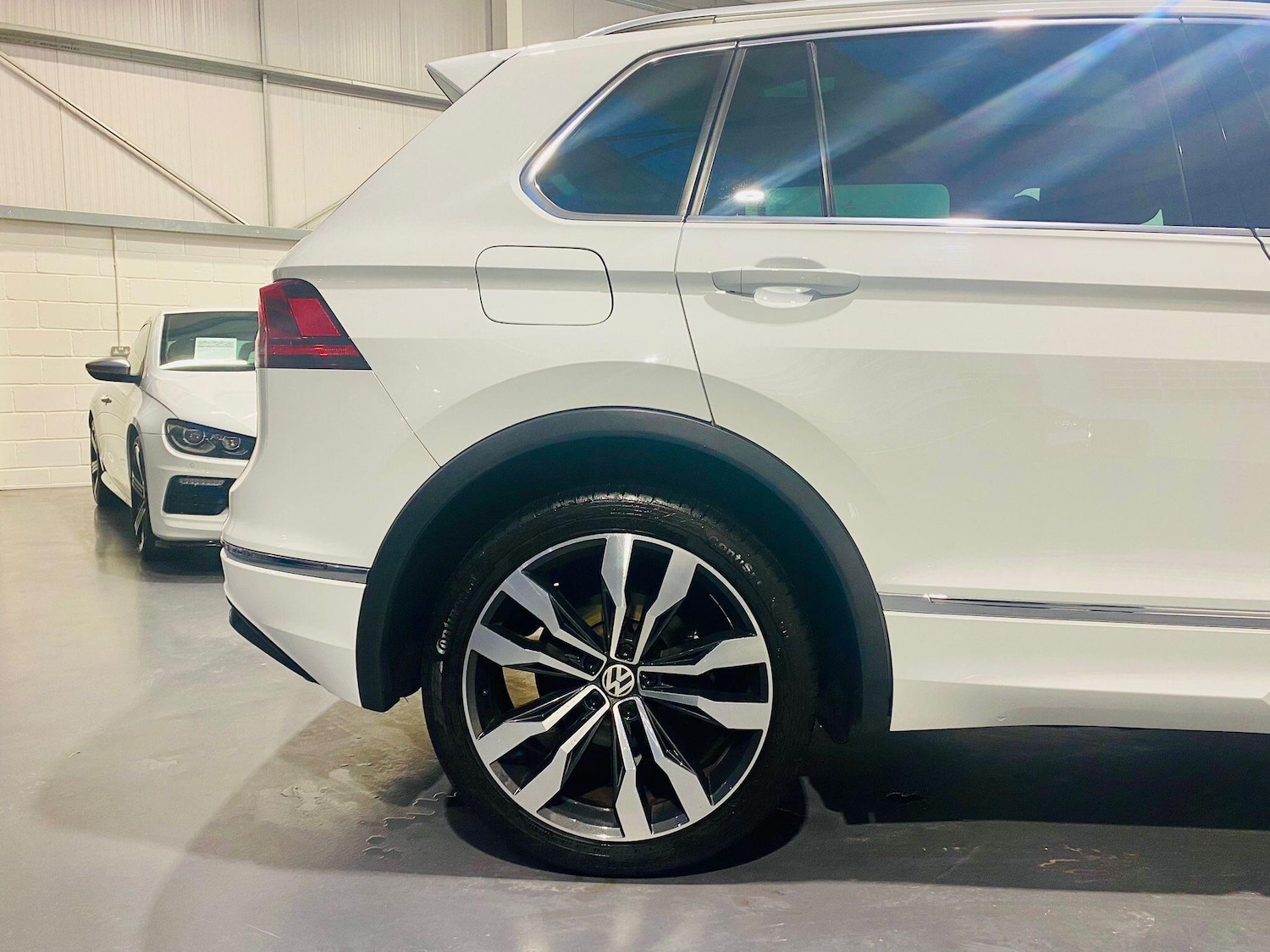 Used Volkswagen Tiguan 2018 for sale - 77120039: Photo 25