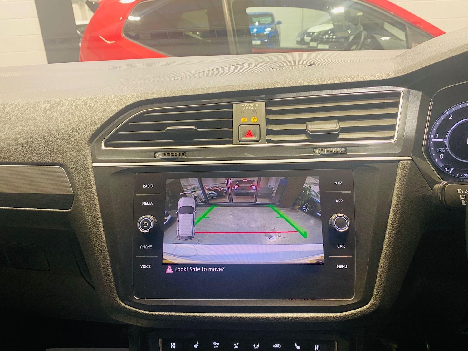 Used Volkswagen Tiguan 2018 for sale - 77120039: Photo 29