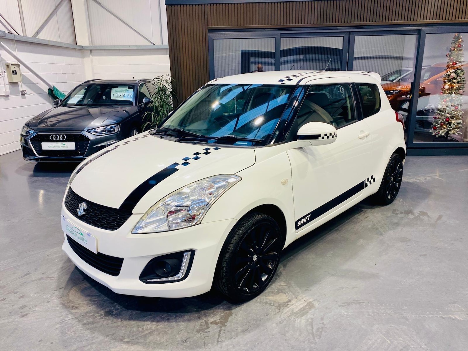 Used Suzuki Swift 2015 for sale - 77040753: Photo 15