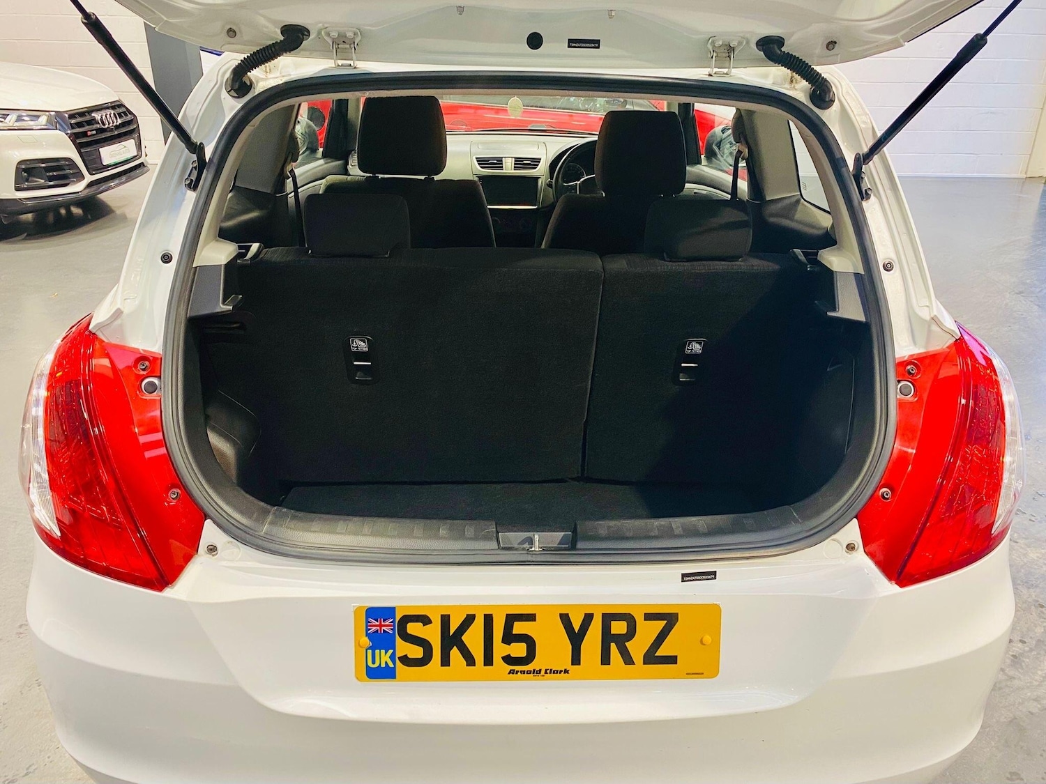 Used Suzuki Swift 2015 for sale - 77040753: Photo 21