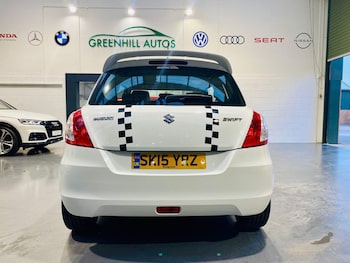 Used Suzuki Swift 2015 for sale - 77040753: Photo