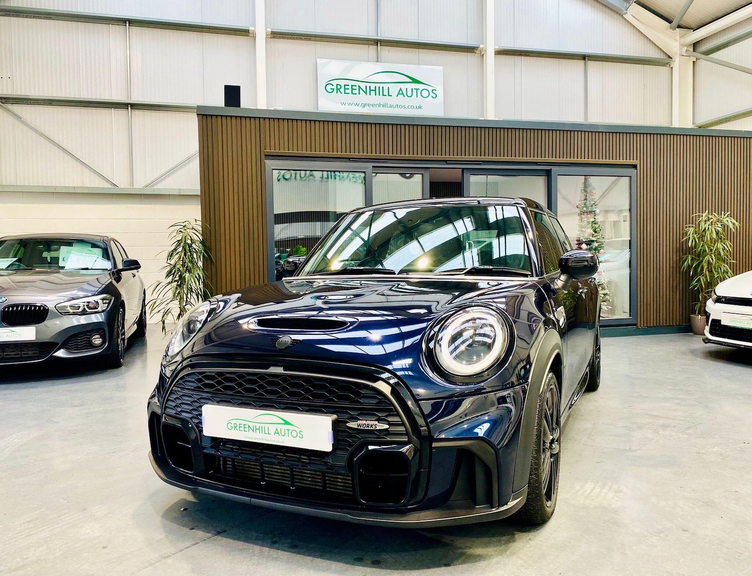 Used MINI Hatch 2021 for sale - 76975739: Photo 1