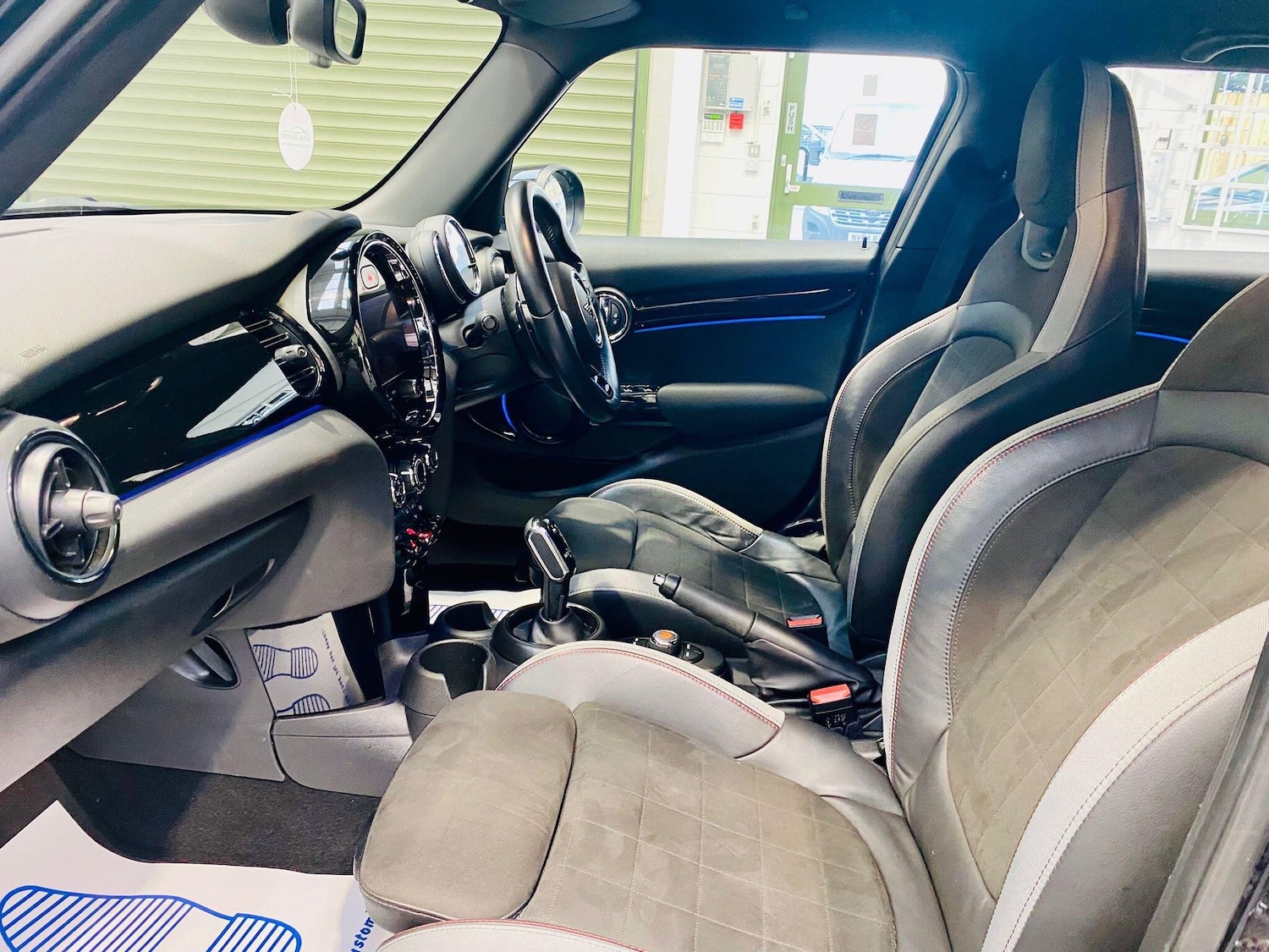 Used MINI Hatch 2021 for sale - 76975739: Photo 31