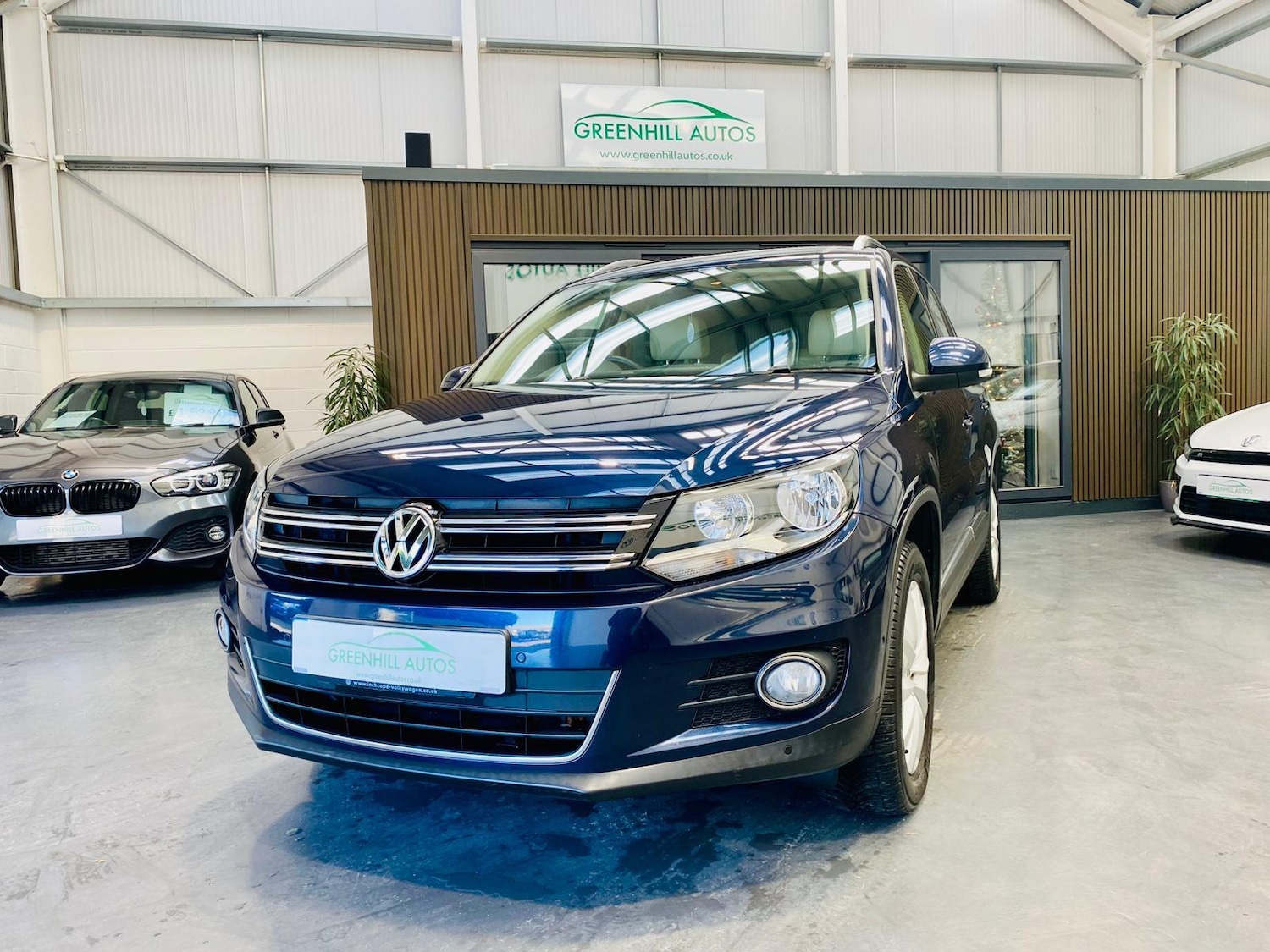 Used Volkswagen Tiguan 2015 for sale - 76898767: Photo 1