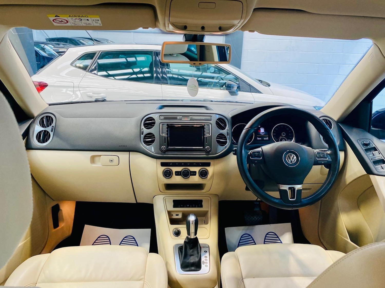 Used Volkswagen Tiguan 2015 for sale - 76898767: Photo 12