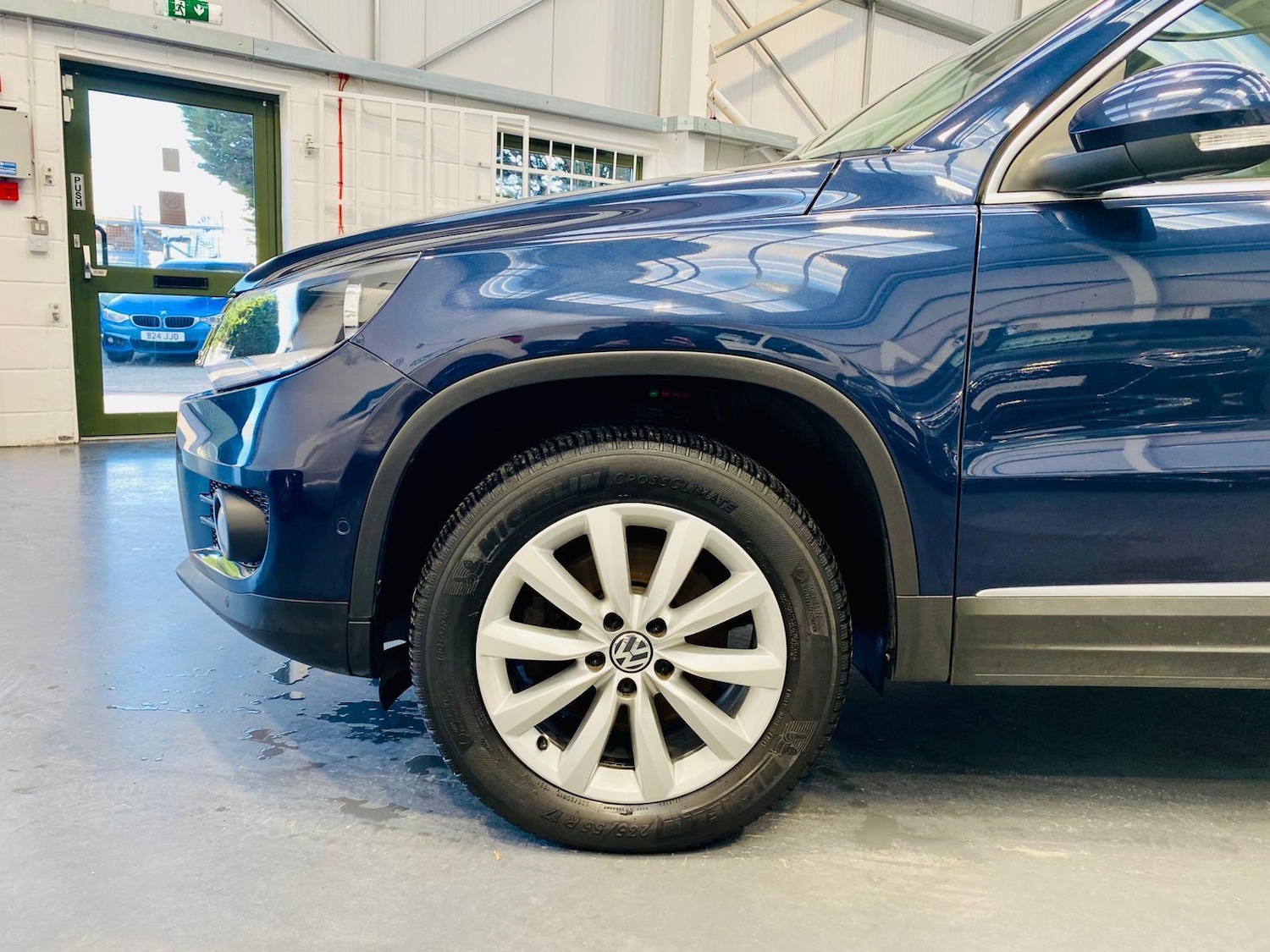 Used Volkswagen Tiguan 2015 for sale - 76898767: Photo 23