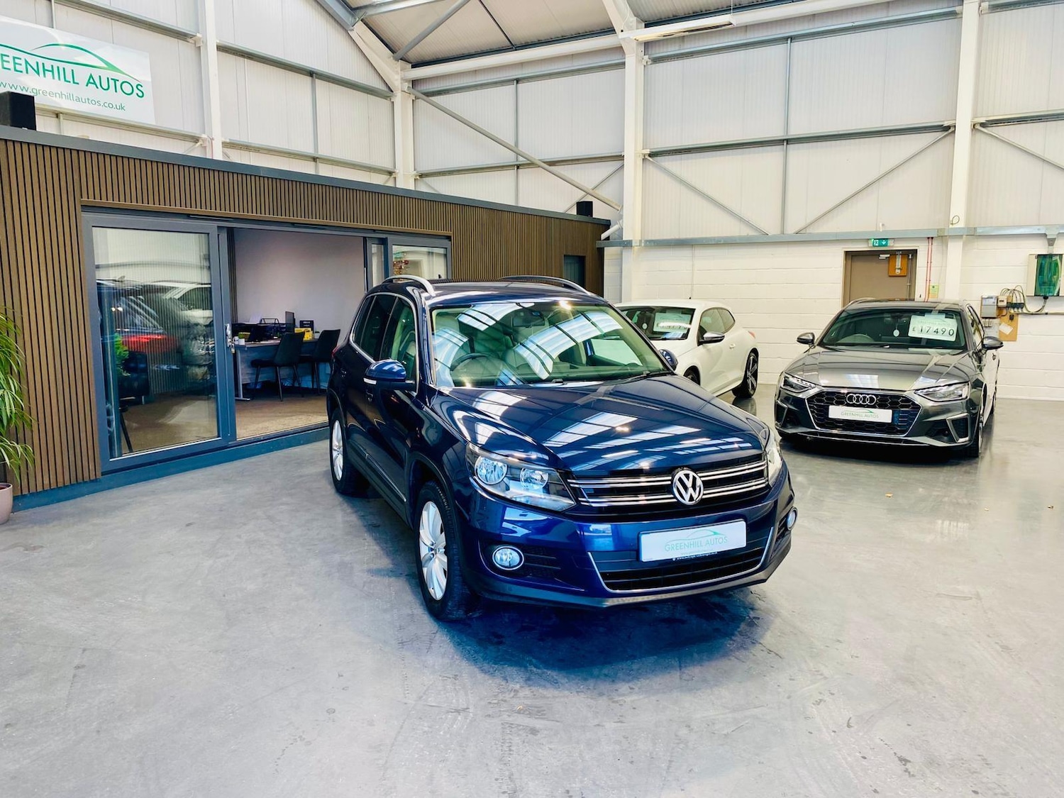 Used Volkswagen Tiguan 2015 for sale - 76898767: Photo 28