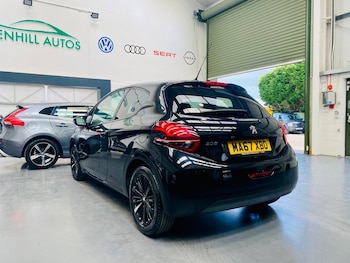 Used Peugeot 208 2017 for sale - 78676183: Photo