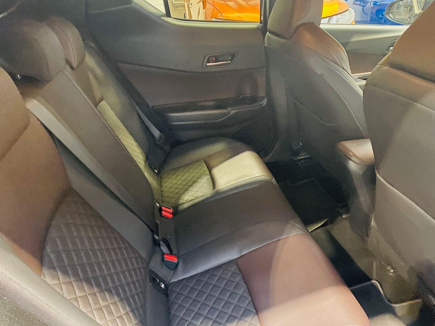 Used Toyota C-HR 2018 for sale - 77345652: Photo 12