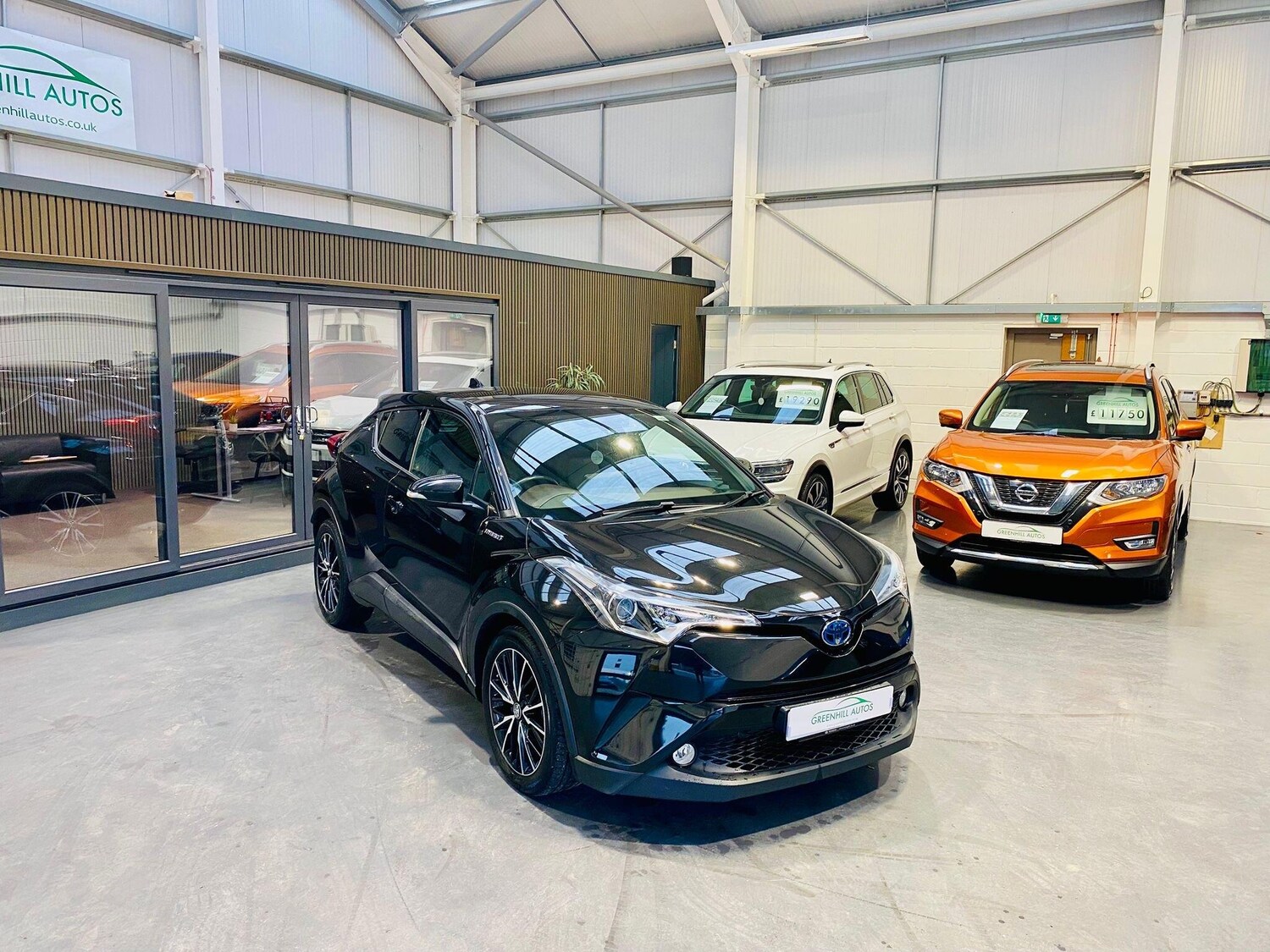 Used Toyota C-HR 2018 for sale - 77345652: Photo 27