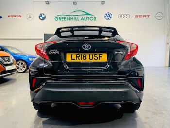 Used Toyota C-HR 2018 for sale - 77345652: Photo