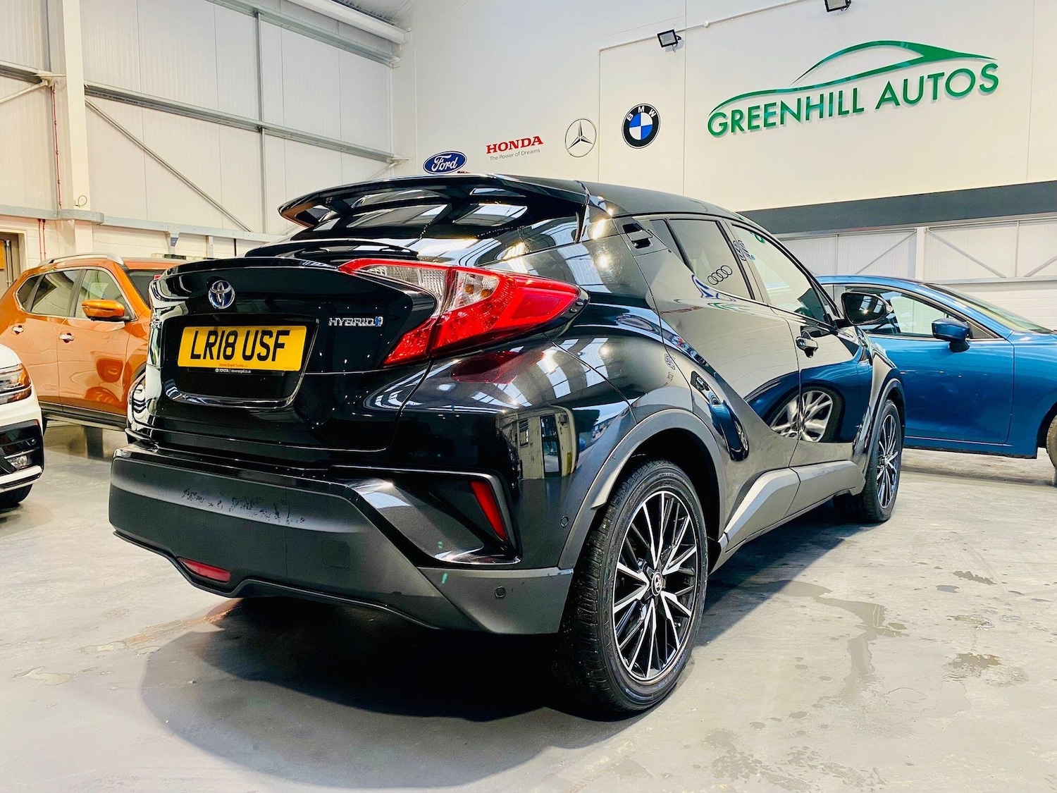 Used Toyota C-HR 2018 for sale - 77345652: Photo 5