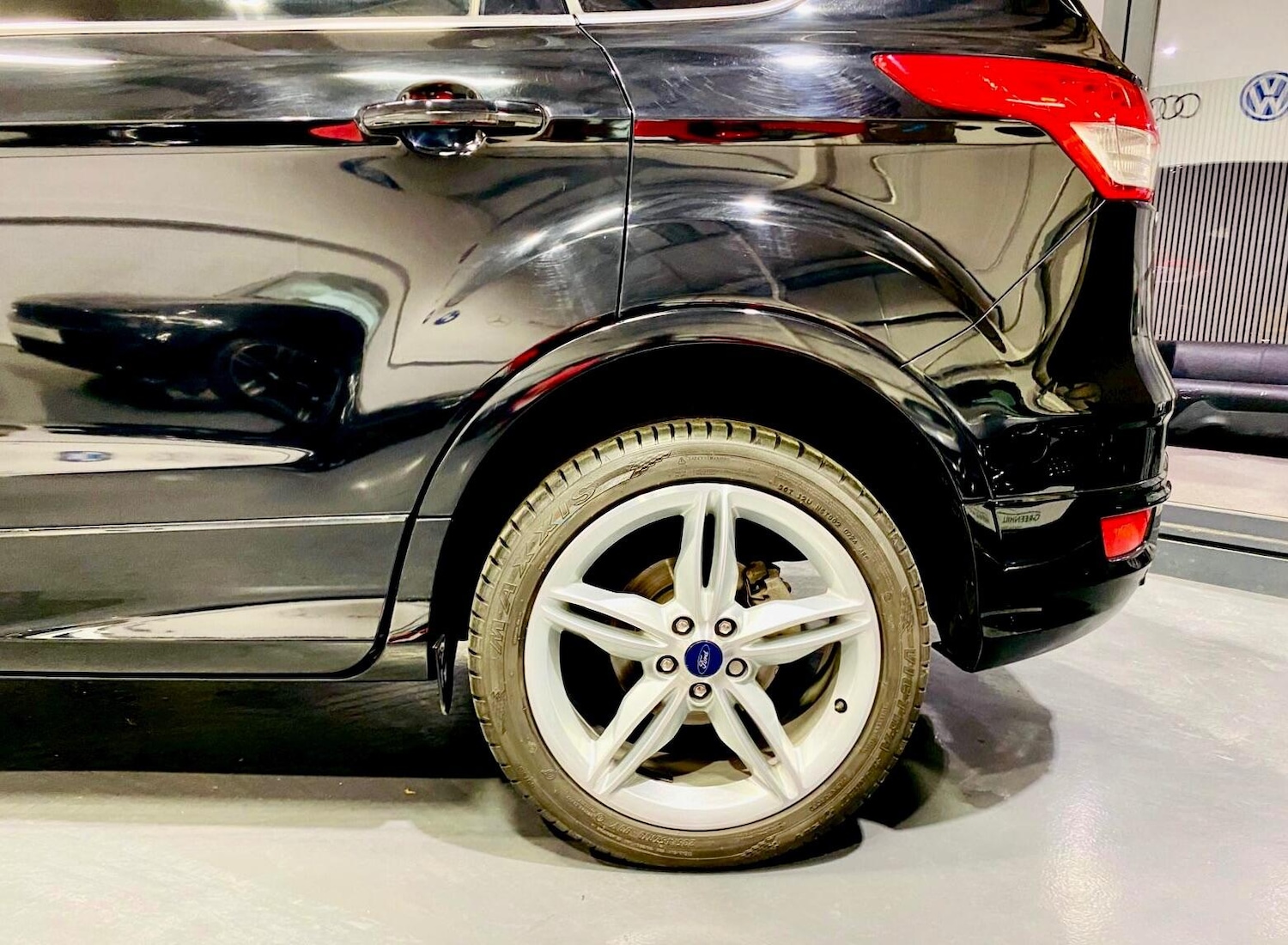 Used Ford Kuga 2015 for sale - 76440546: Photo 27