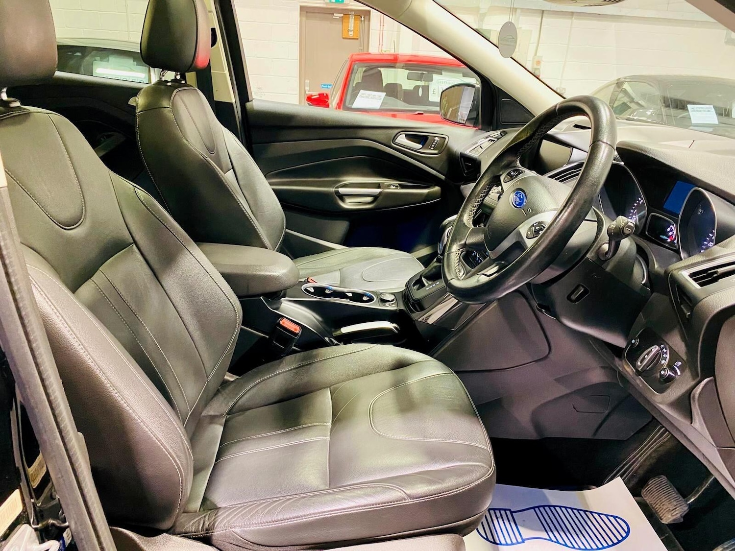 Used Ford Kuga 2015 for sale - 76440546: Photo 31