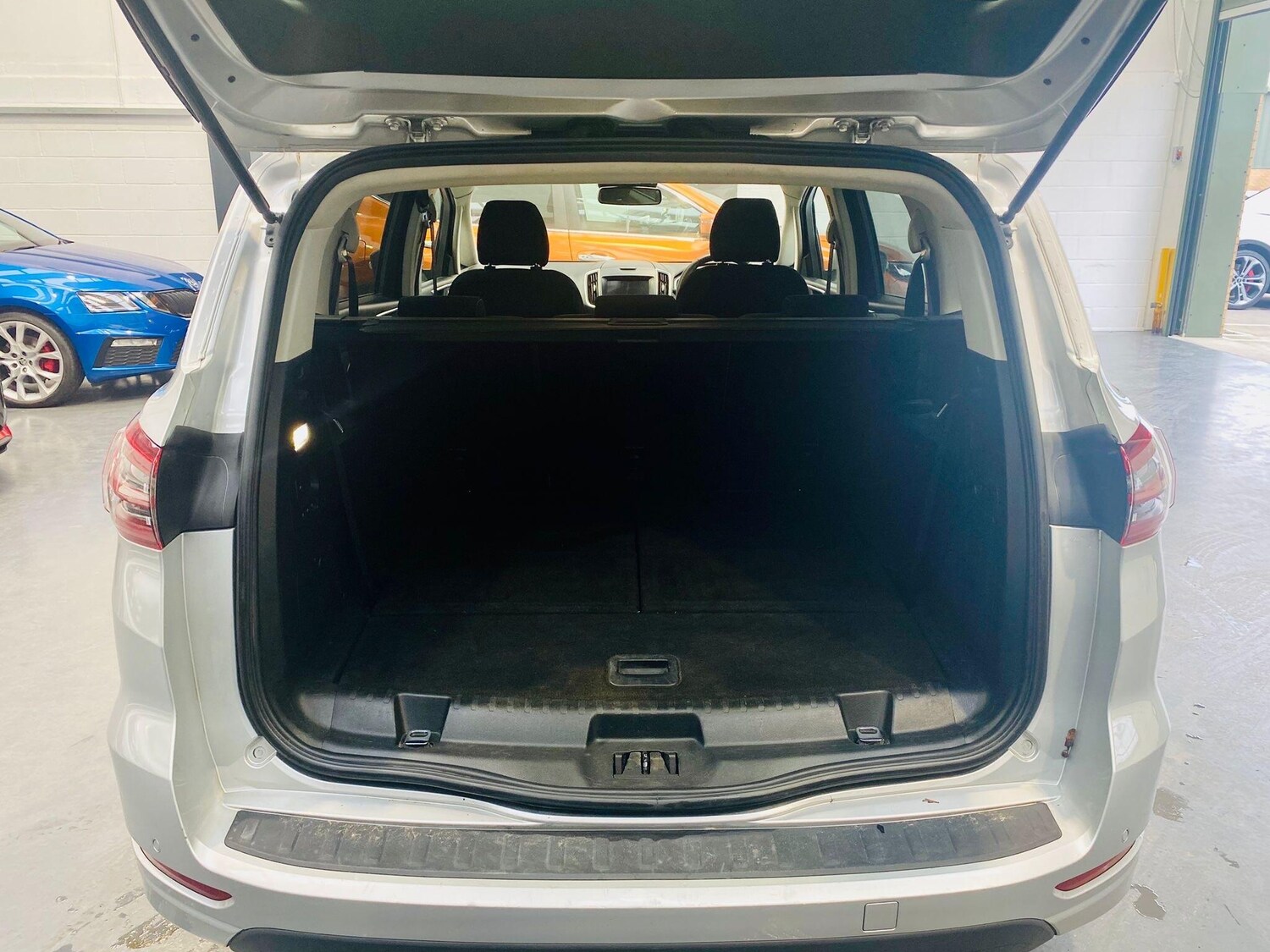 Used Ford S-Max 2017 for sale - 77387226: Photo 32