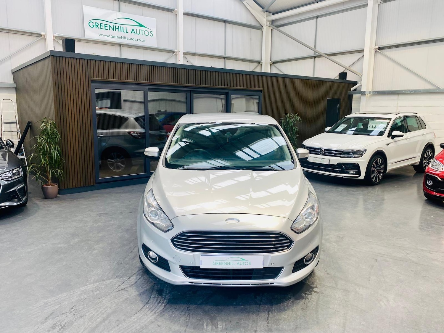 Used Ford S-Max 2017 for sale - 77387226: Photo 8