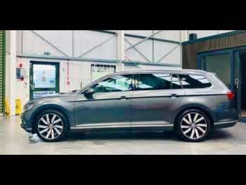 Used Volkswagen Passat 2015 for sale - 74822838: Photo