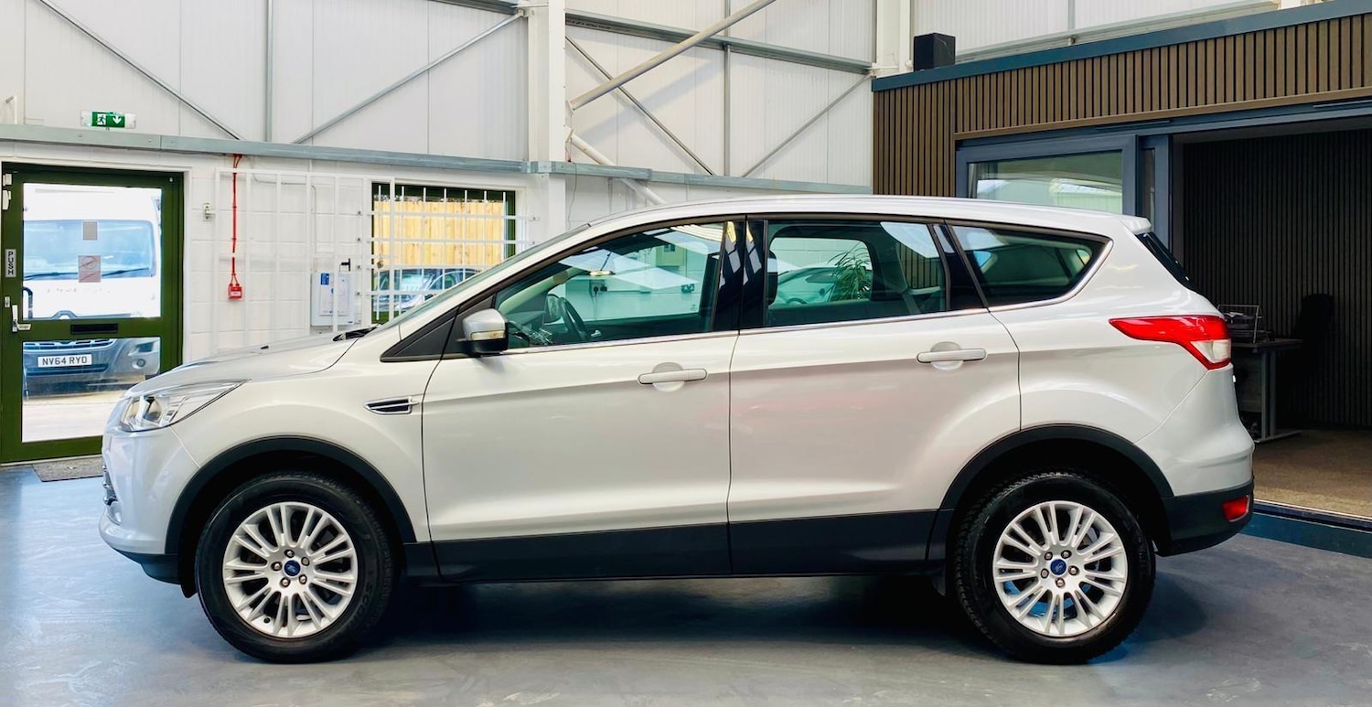 Used Ford Kuga 2014 for sale - 76440982: Photo 2