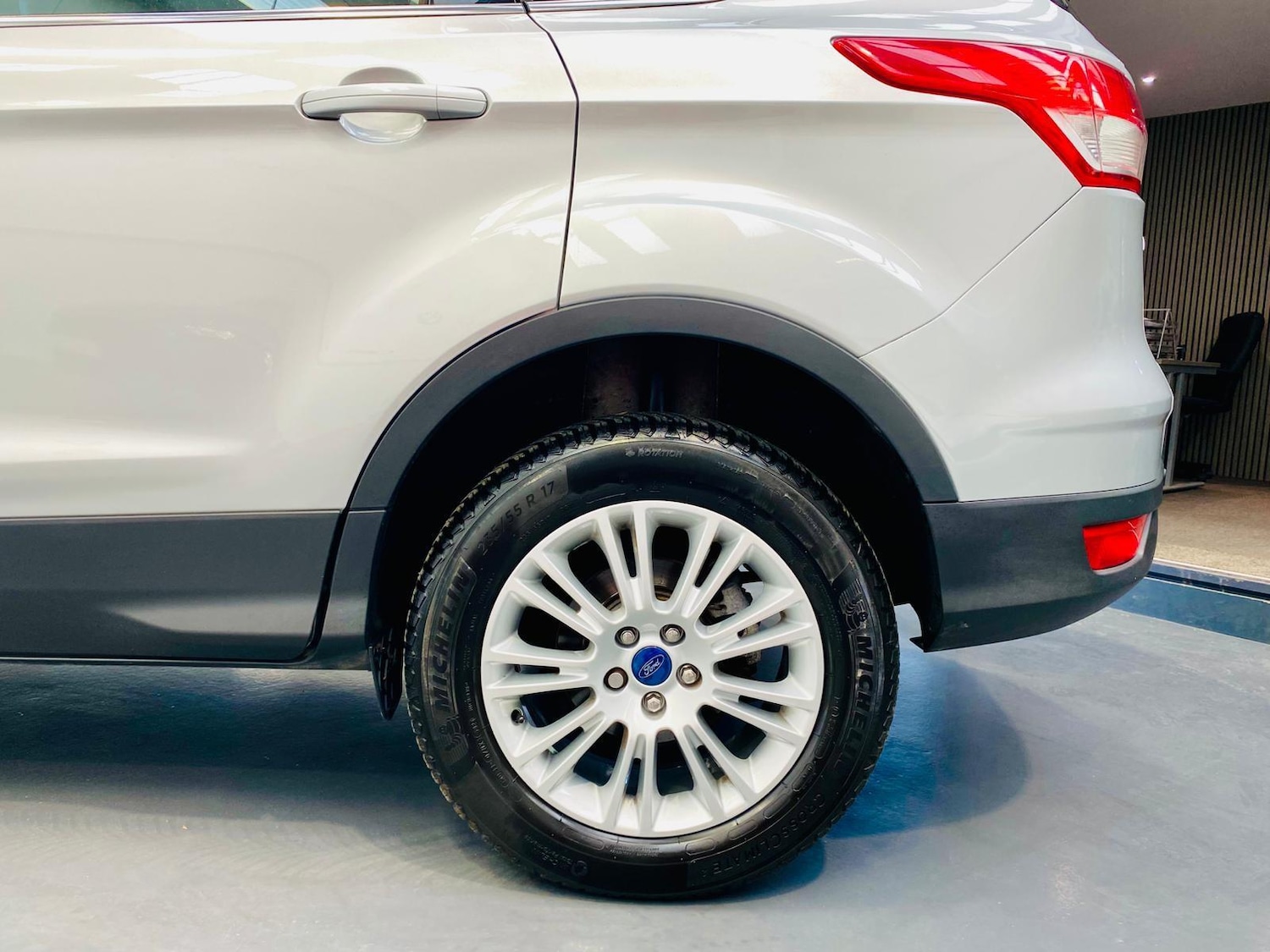 Used Ford Kuga 2014 for sale - 76440982: Photo 25