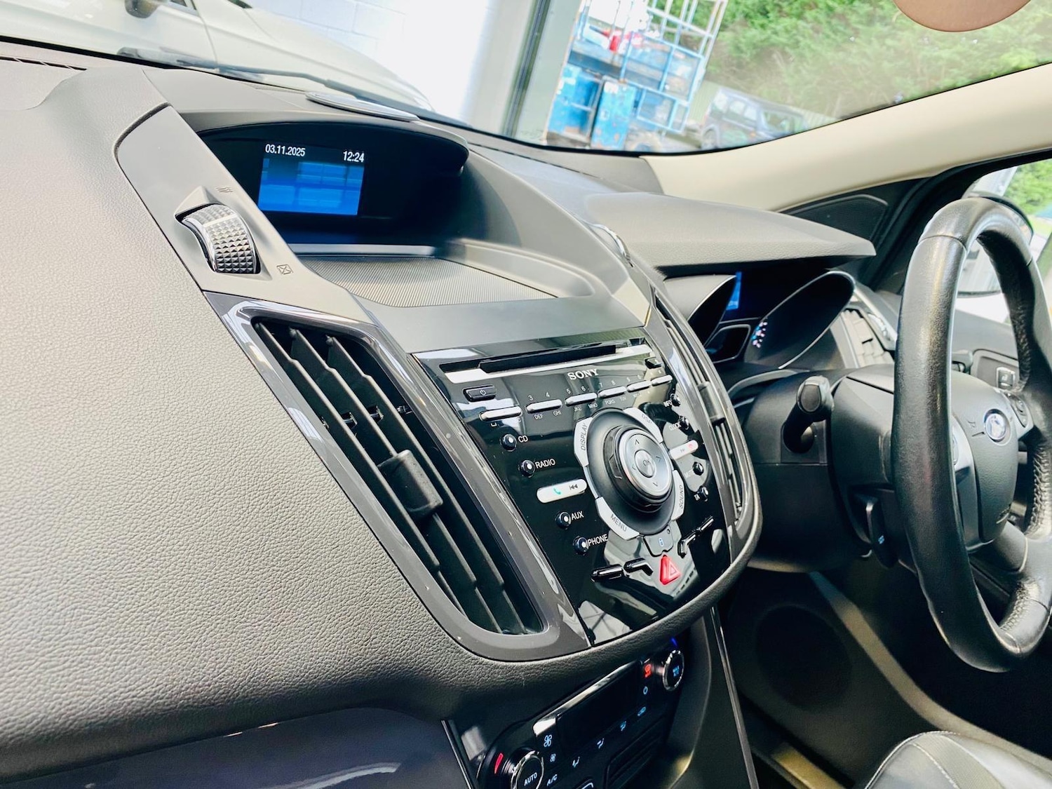 Used Ford Kuga 2014 for sale - 76440982: Photo 31