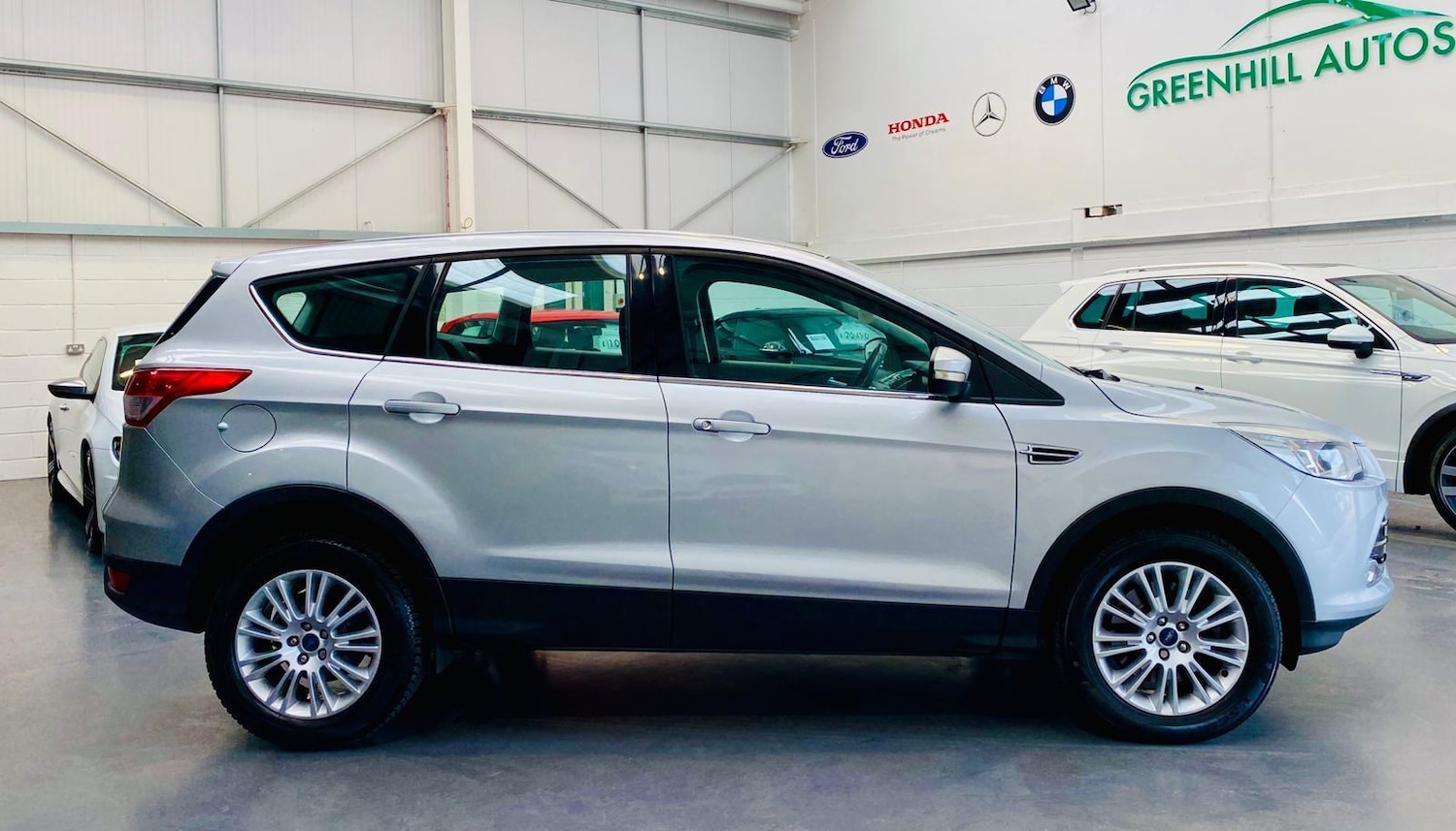 Used Ford Kuga 2014 for sale - 76440982: Photo 6