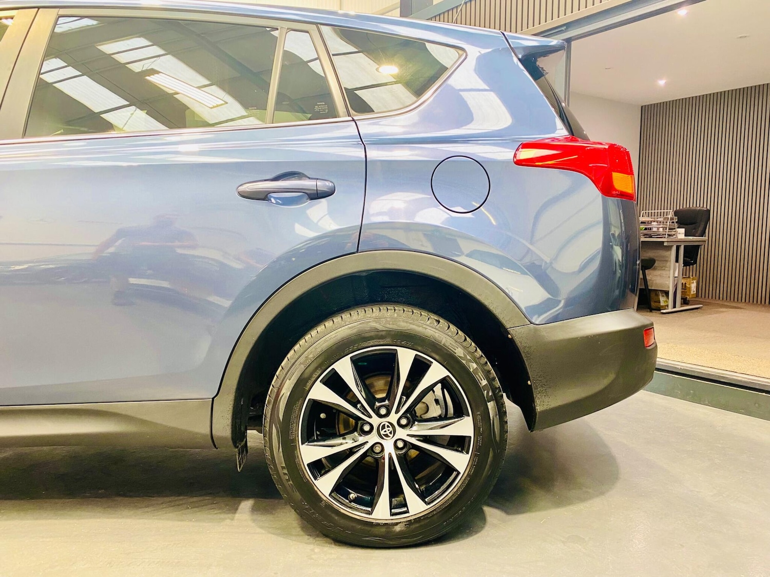 Used Toyota RAV4 2014 for sale - 76259438: Photo 25