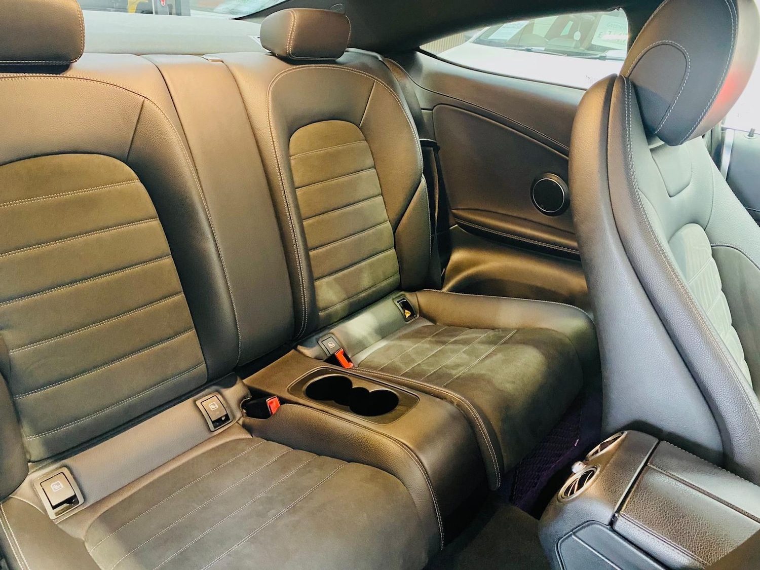 Used Mercedes-Benz C Class 2019 for sale - 76425625: Photo 12