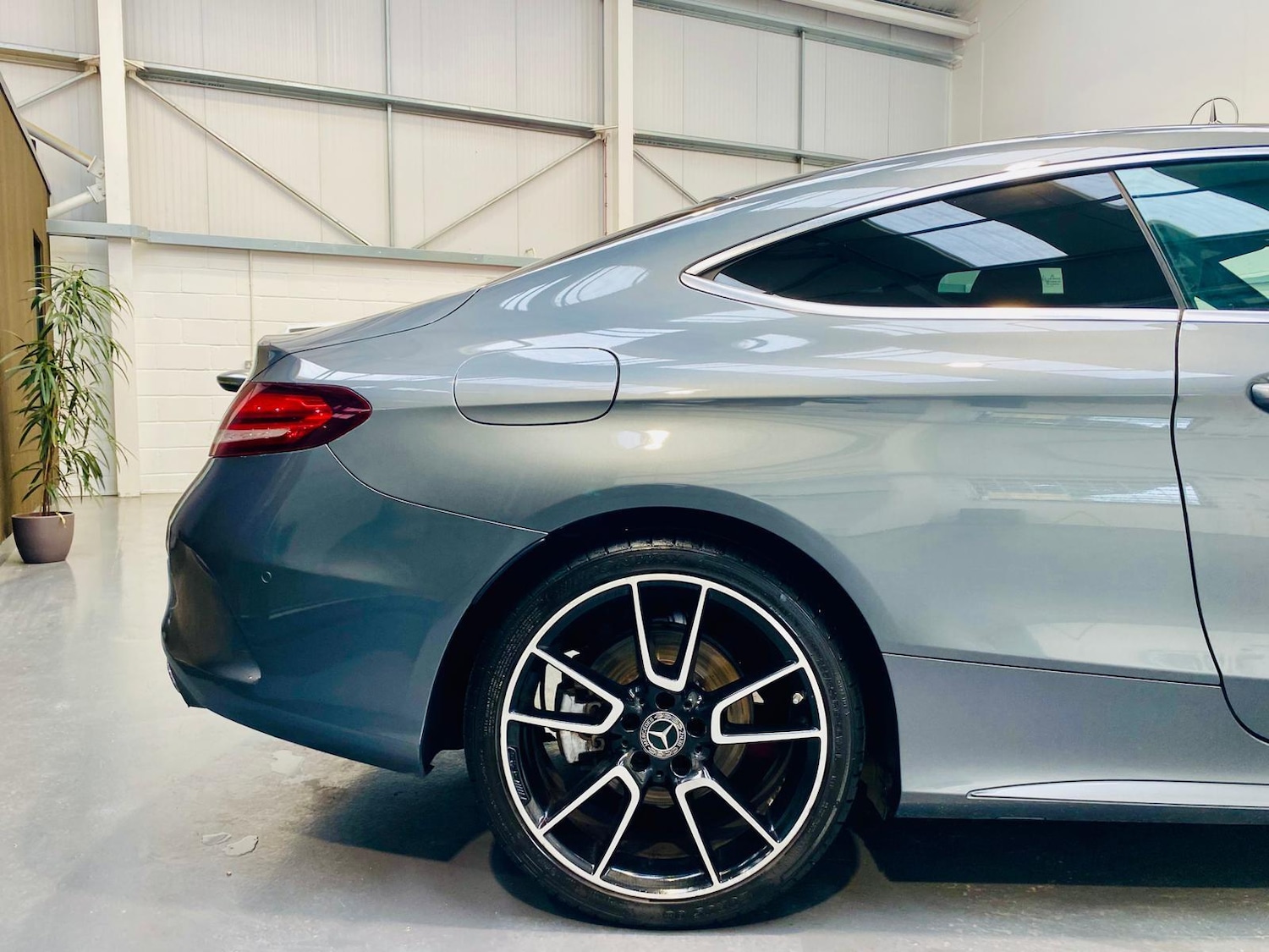 Used Mercedes-Benz C Class 2019 for sale - 76425625: Photo 24