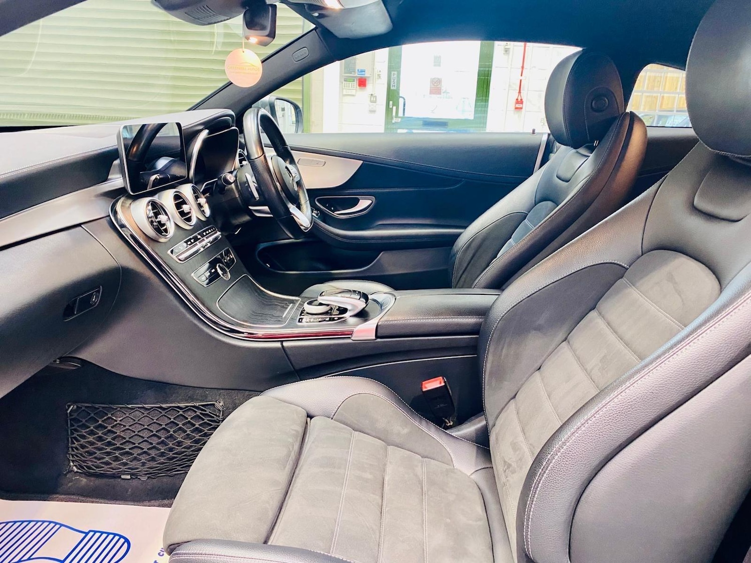 Used Mercedes-Benz C Class 2019 for sale - 76425625: Photo 28