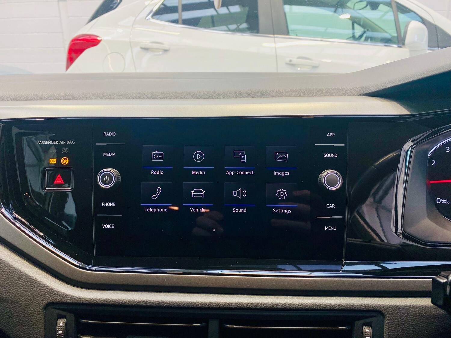 Used Volkswagen Polo 2019 for sale - 76613203: Photo 28