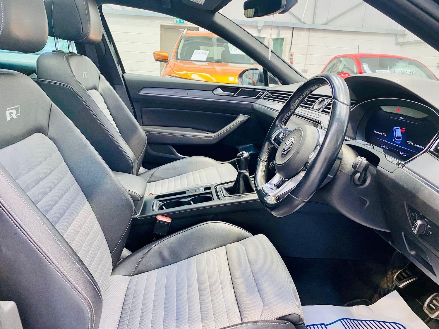 Used Volkswagen Passat 2018 for sale - 77549838: Photo 30