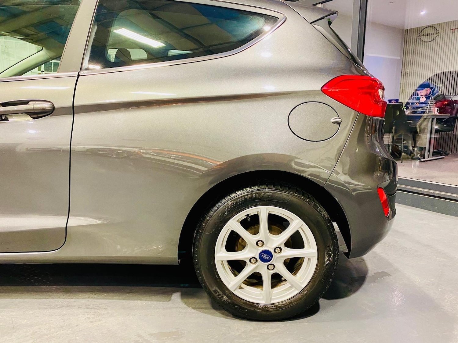 Used Ford Fiesta 2018 for sale - 77040615: Photo 25