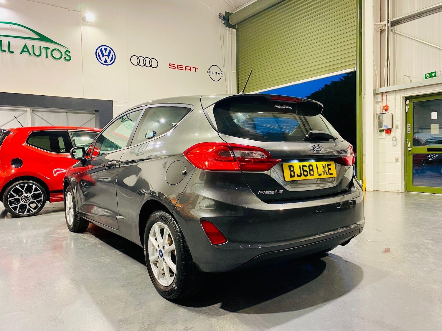 Used Ford Fiesta 2018 for sale - 77040615: Photo 3