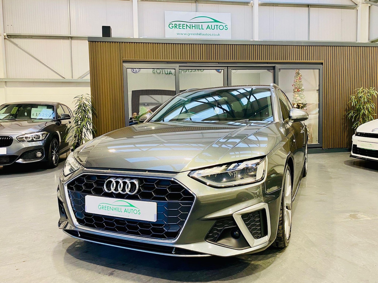 Used Audi A4 Avant 2021 for sale - 76866365: Photo 1