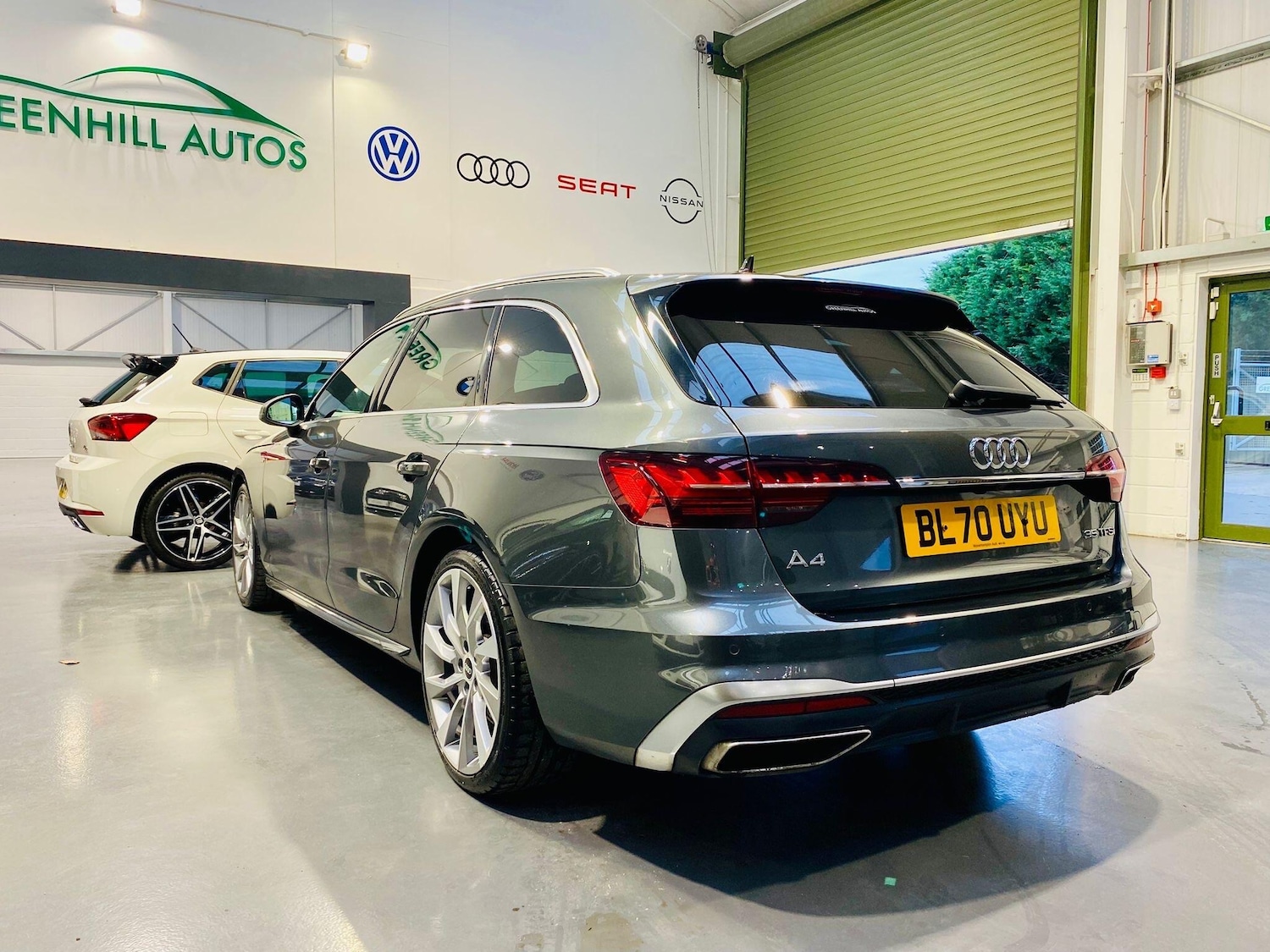 Used Audi A4 Avant 2021 for sale - 76866365: Photo 3