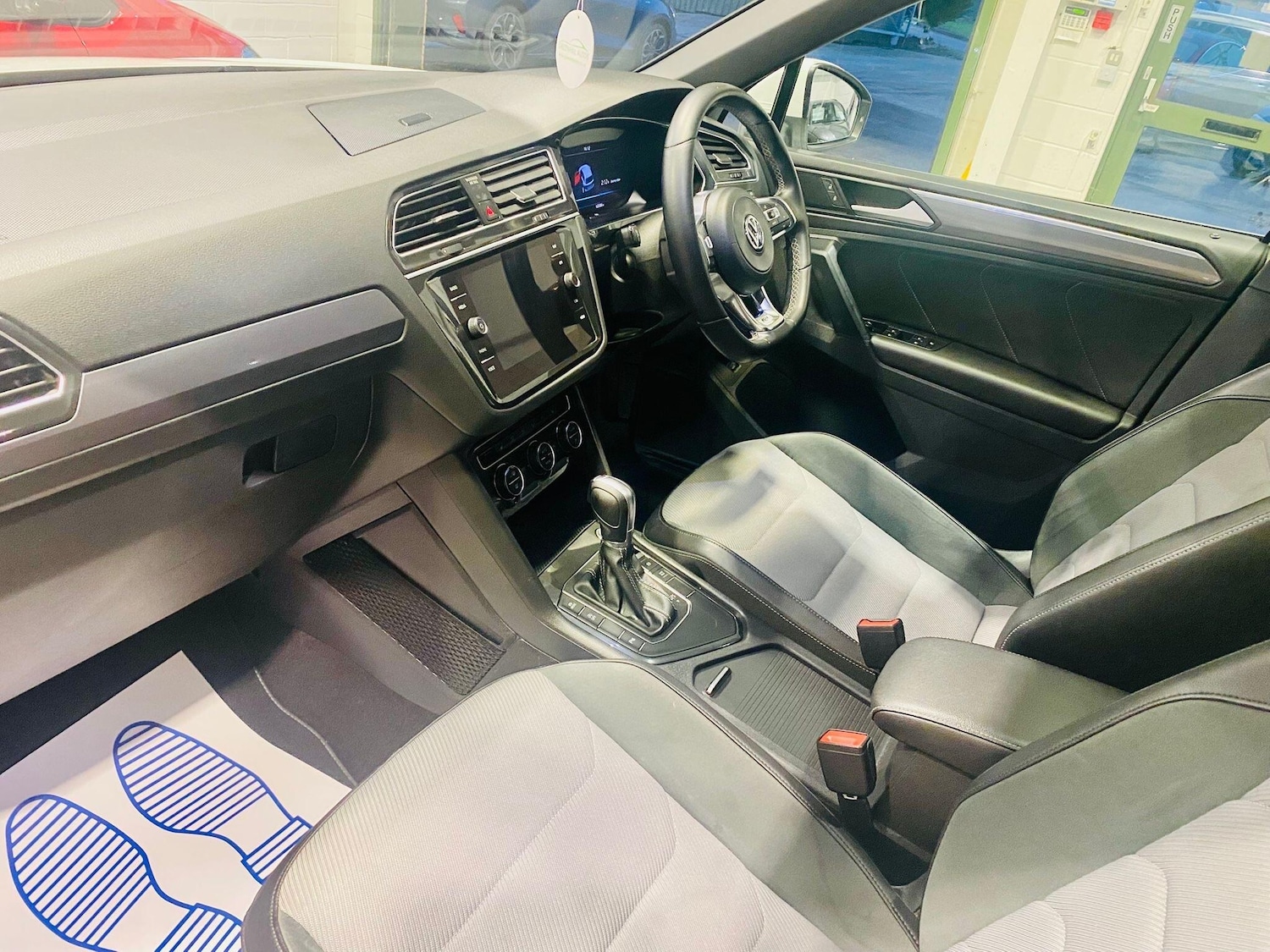 Used Volkswagen Tiguan 2018 for sale - 77523788: Photo 10