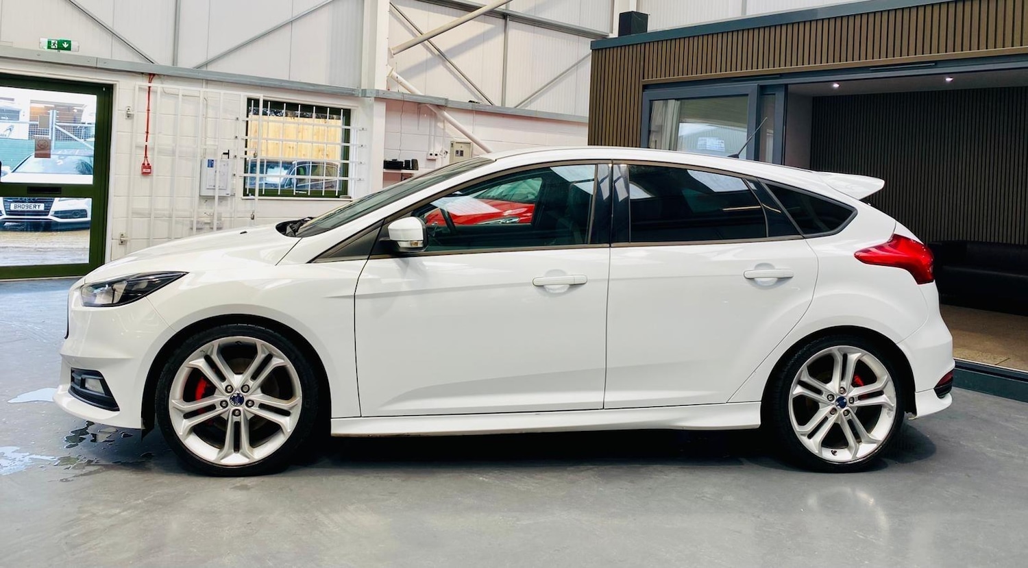 Used Ford Focus for sale - 77695622: Photo 2