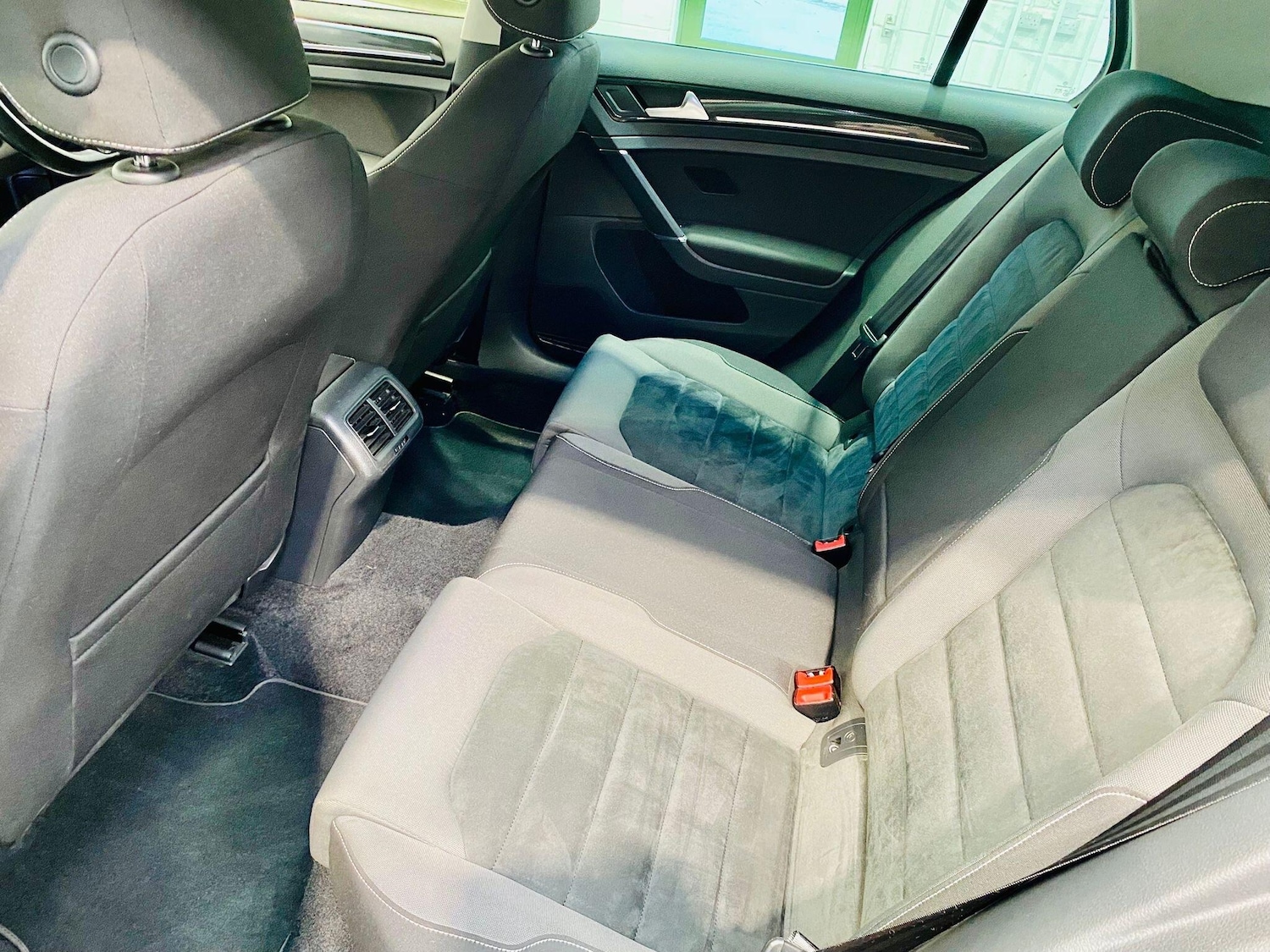 Used Volkswagen Golf 2013 for sale - 76899607: Photo 13