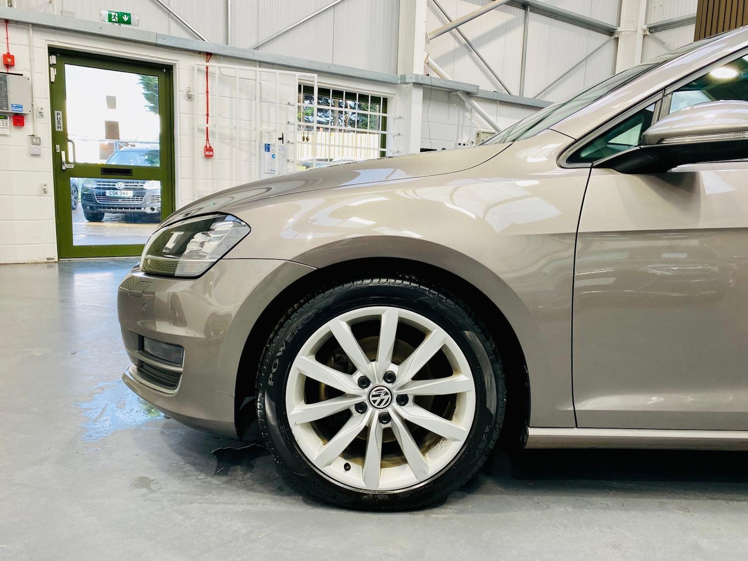 Used Volkswagen Golf 2013 for sale - 76899607: Photo 25