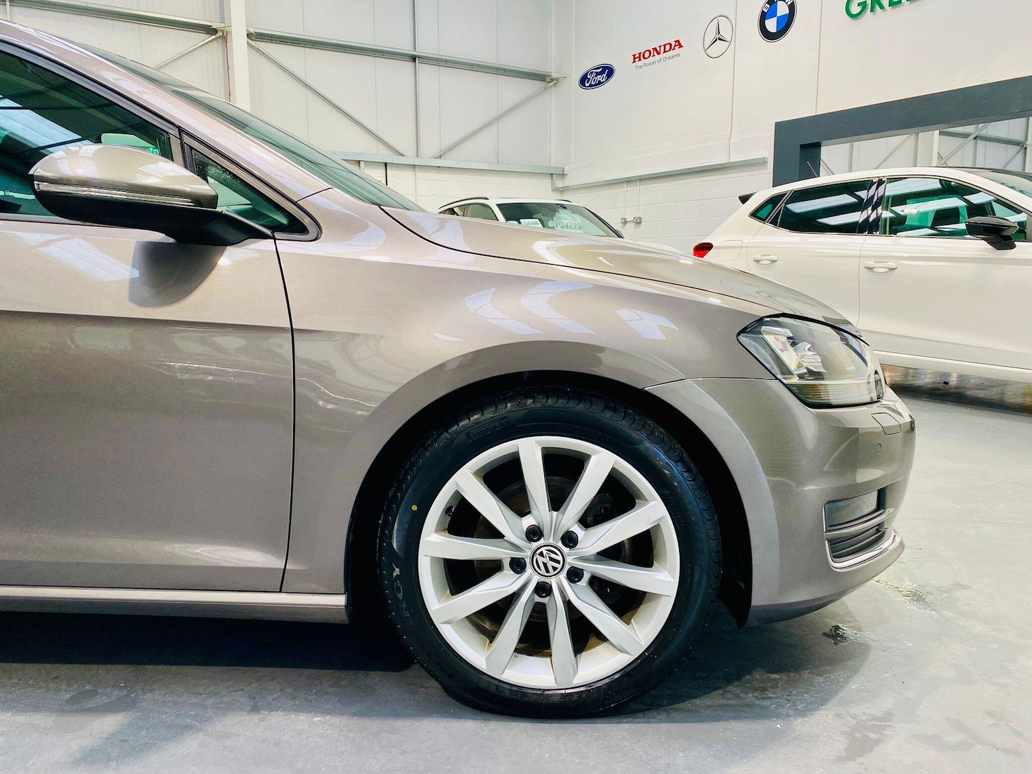 Used Volkswagen Golf 2013 for sale - 76899607: Photo 26