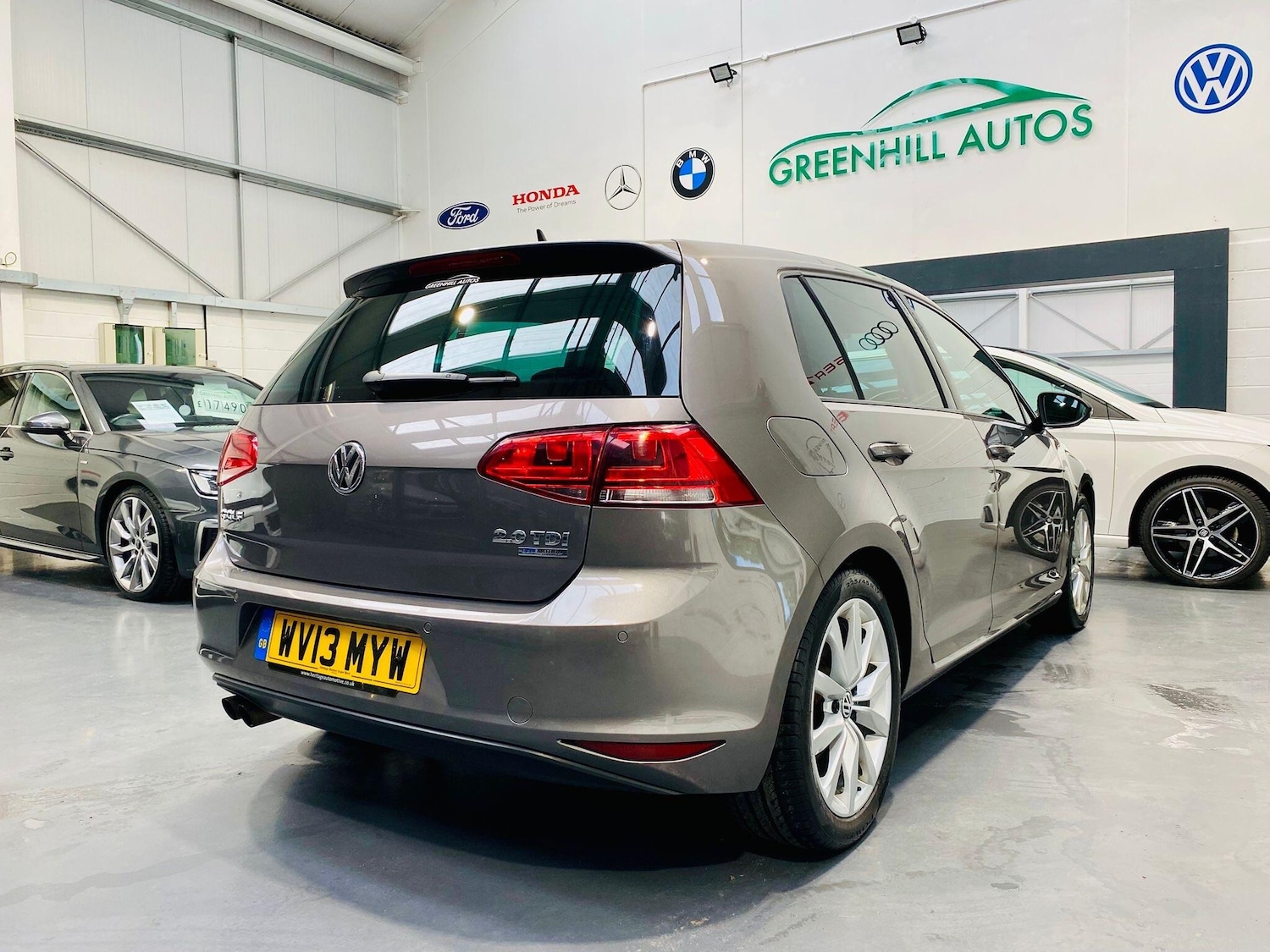 Used Volkswagen Golf 2013 for sale - 76899607: Photo 5