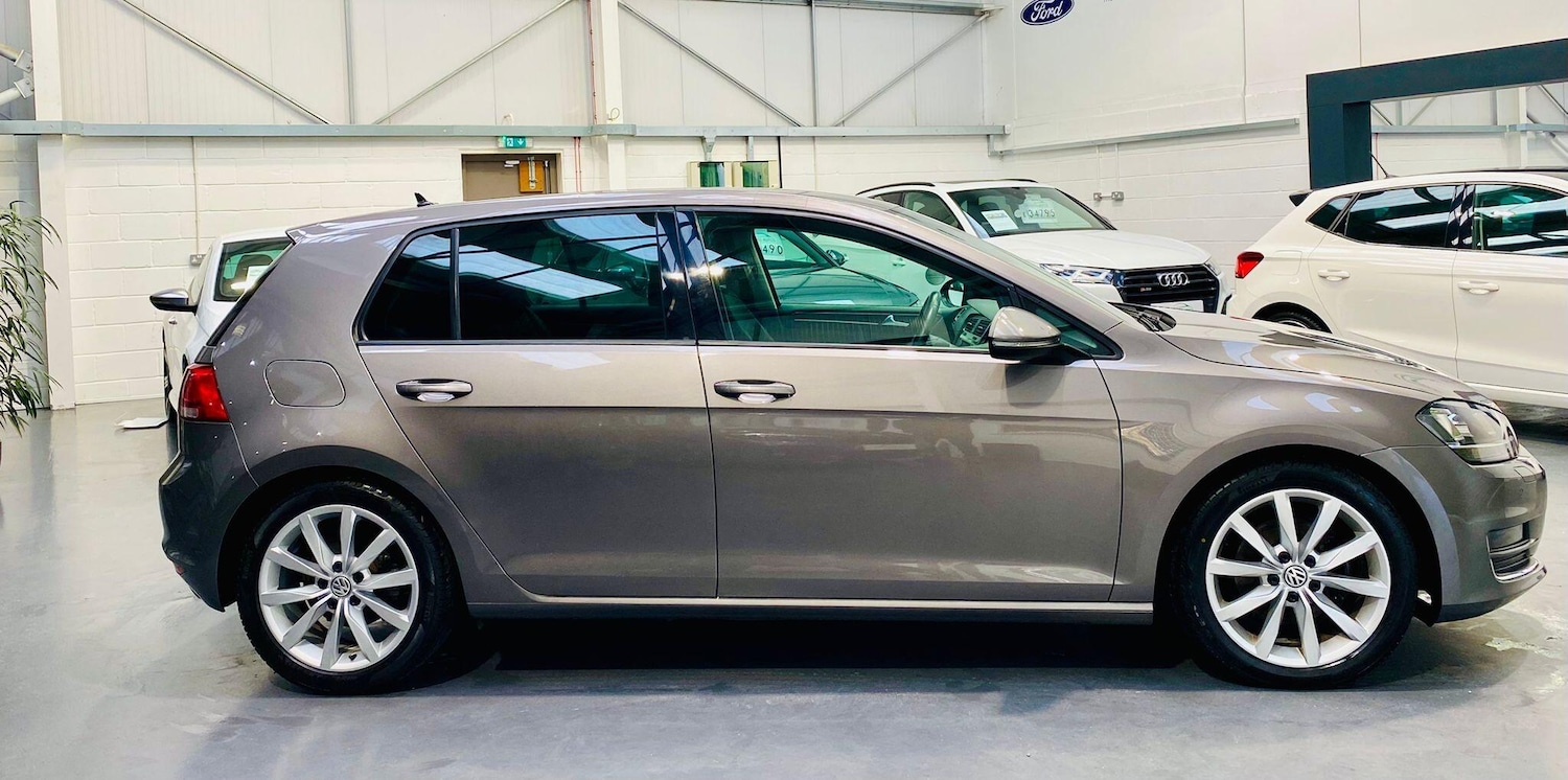 Used Volkswagen Golf 2013 for sale - 76899607: Photo 6