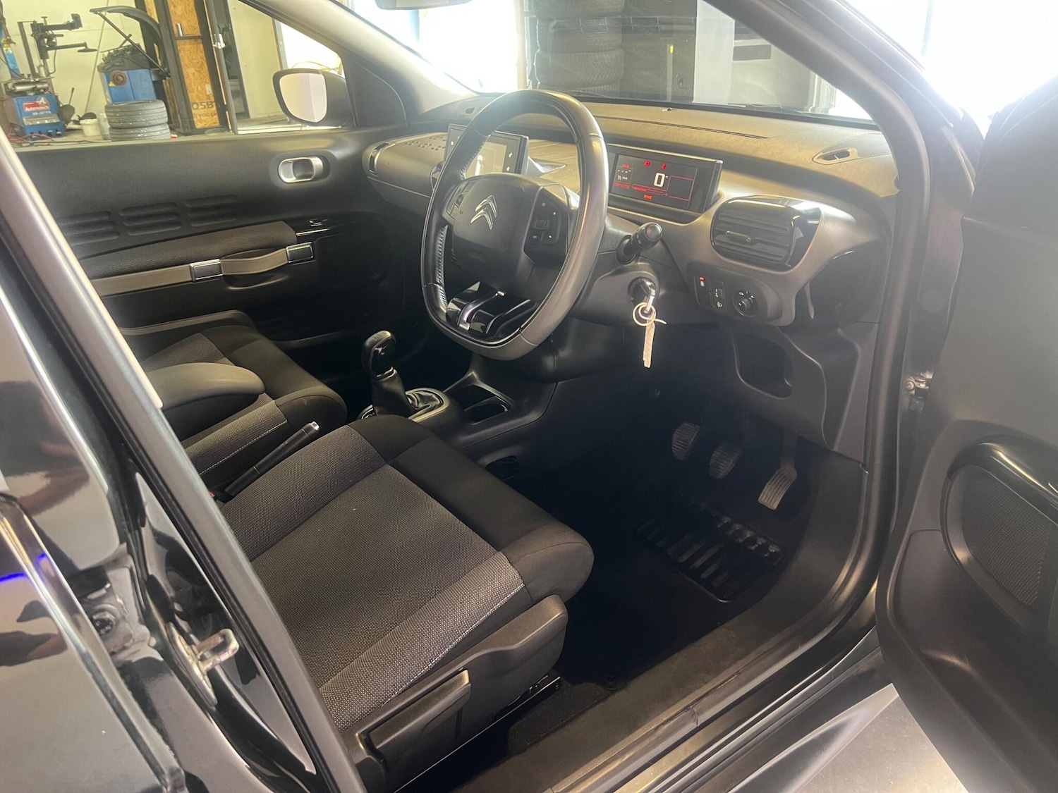Vehicle 21