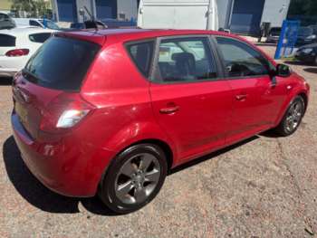 Used Kia Ceed 2010 for sale - 73890777: Photo