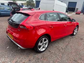 Used Volvo V40 2015 for sale - 74909406: Photo